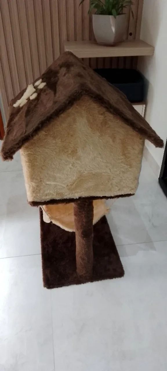 Casinha de gato com rede e arranhador  - Foto 3