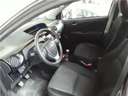 Toyota Etios 1.5 X Sedan - Foto 8