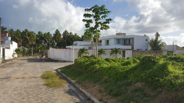 Ótimo terreno, perto do mar, pronto para construir
