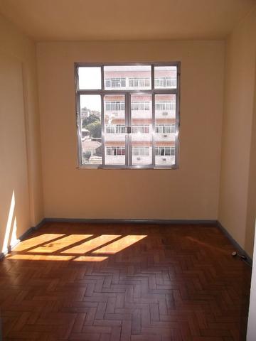 Apt° 2/4, garagem com portão eletrônico e porteiro 24h - Foto 9