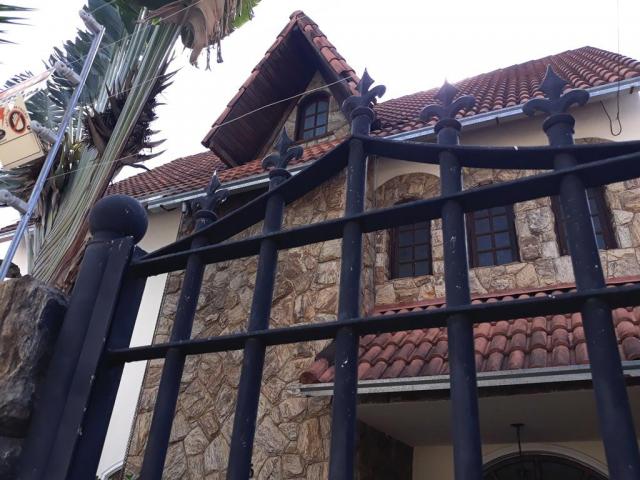 Casa com 3 dormitórios 2 salas, piscina - Foto 3