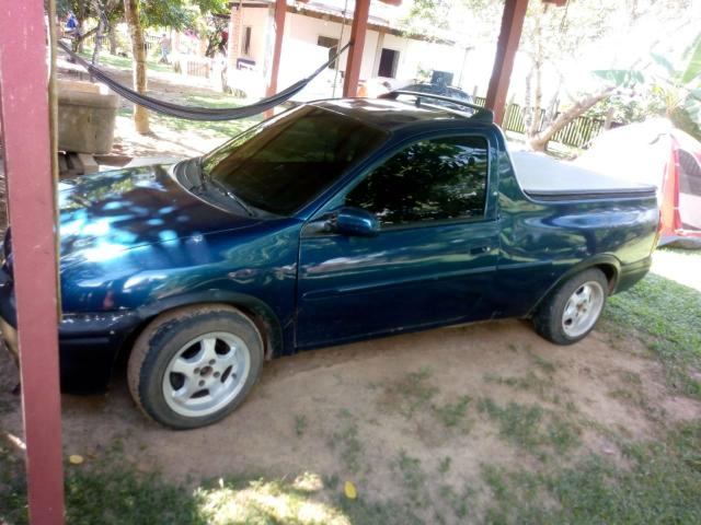Vende-se ou troca por saveiro