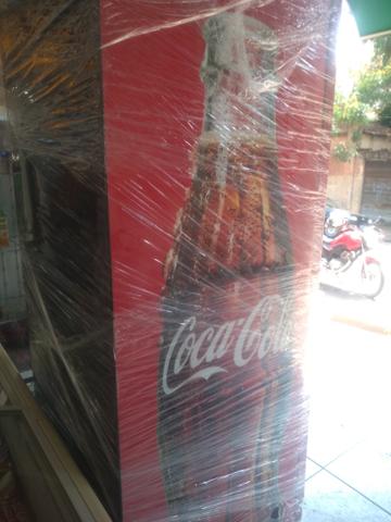Geladeira Metal frio coca