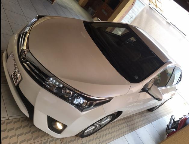 Vende-Se Corolla Altis 16/17 2.0 automático, - Foto 2