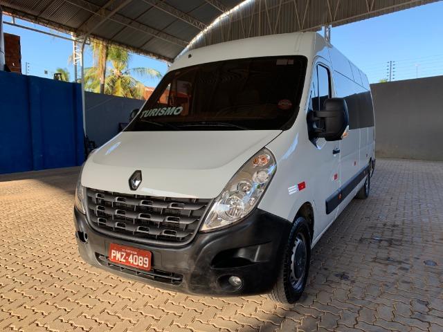 Oportunidade! Particular vende Master 2.3 Executiva 16 lugares 2015 com apenas 55 mil km - Foto 2