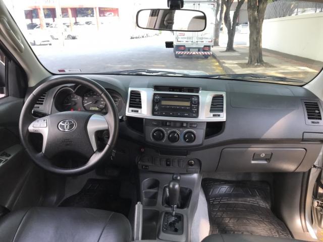 TOYOTA HILUX CD SR D4-D 4X4 3.0 TDI DIES AUT. - Foto 8