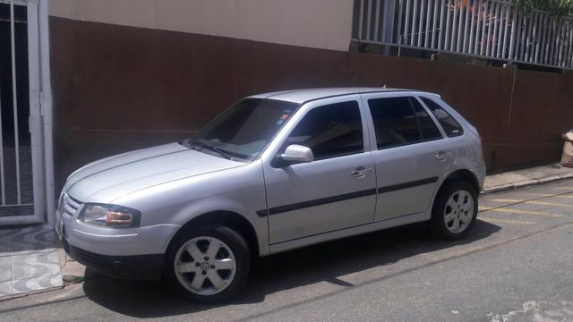 Gol g4 2006 troco por kombi