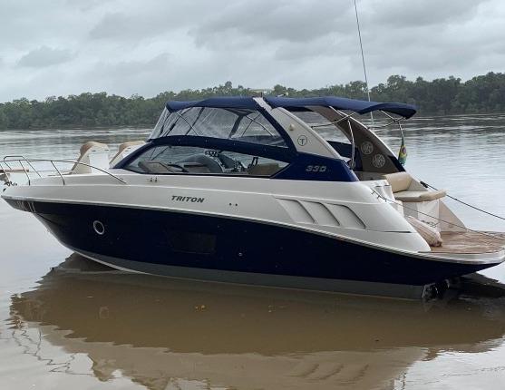 Lancha Triton 330