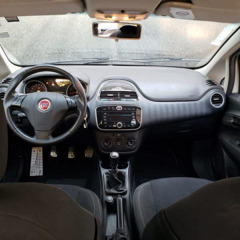 FIAT PUNTO SPORTING 1.8 8v(Flex) 4P 2015 - Foto 5