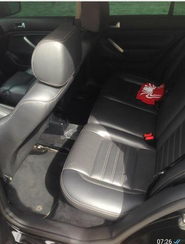 Vendo ou troco Golf por carro de menor valor - Foto 7