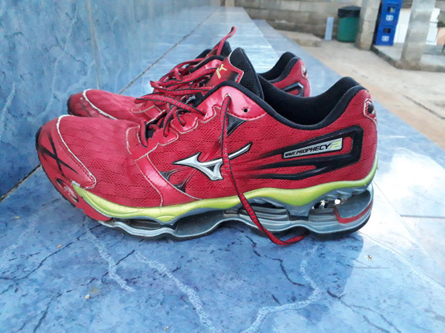 mizuno pro 2 vermelho