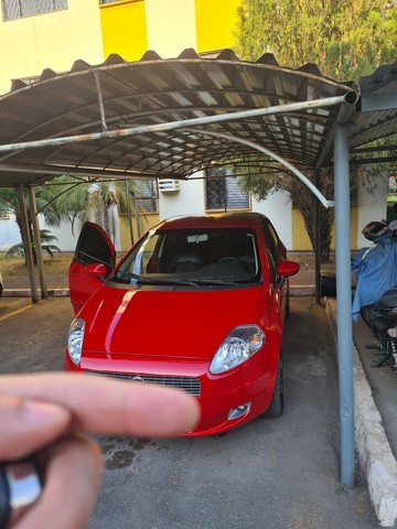 VENDO PUNTO SUPER CONSERVADO E COMPLETO
