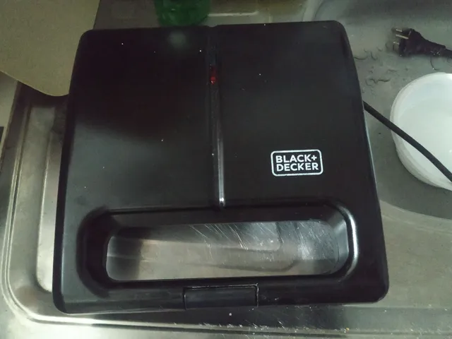 Sanduicheira black e decker  +14 anúncios na OLX Brasil