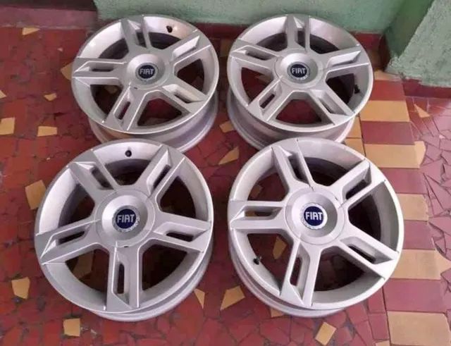 roda FIAT 4x98 aro 13 COM PNEUS