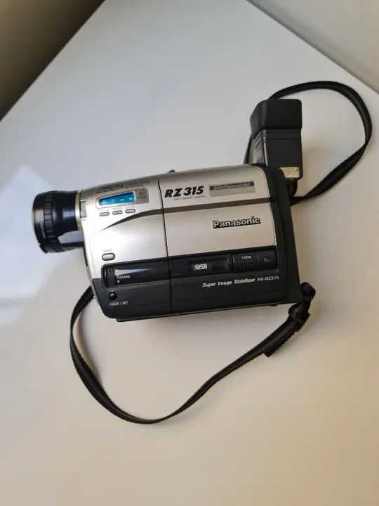 Filmadora parasonic RZ 315