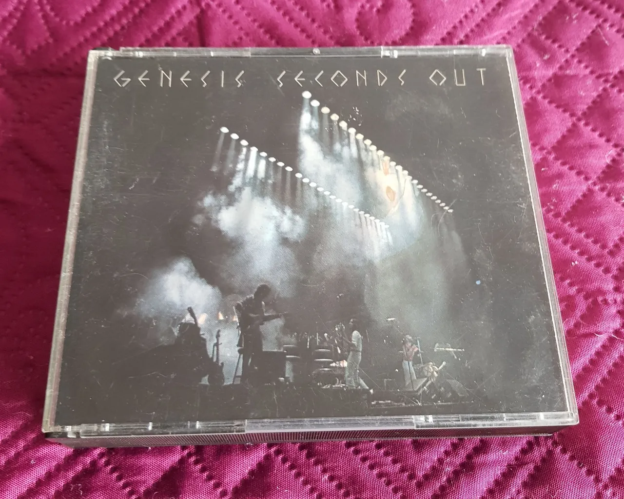 Genesis - Seconds Out - cd duplo
