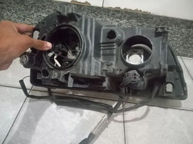 Farol Esquerdo Volvo Xc60 2006  - Foto 6
