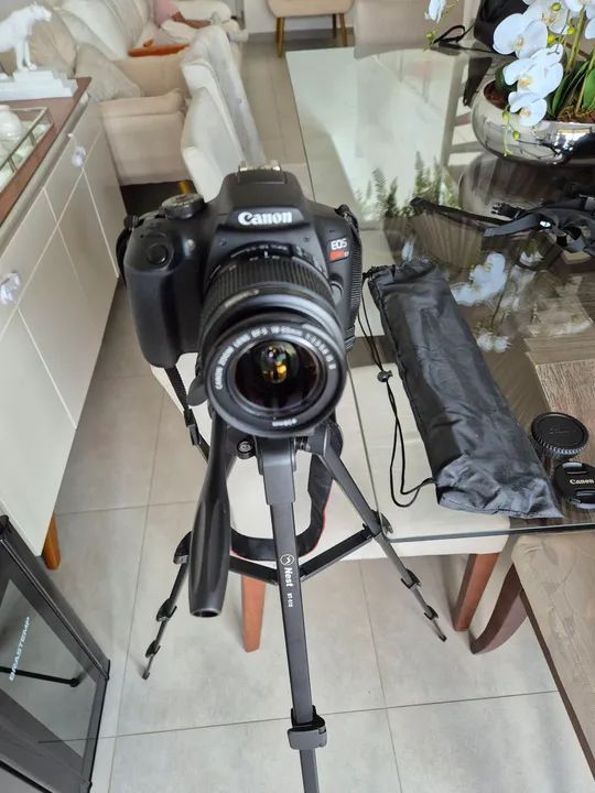 Câmera Canon T7 EOS Rebel Nova, Lente 18-55, Mochila, Tripé, Cartão 256MB e Impressora Z - Foto 5