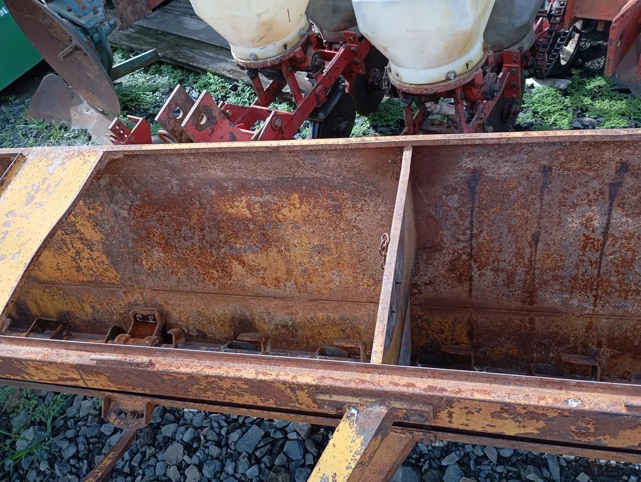 Espalhador de calcário  - Foto 2