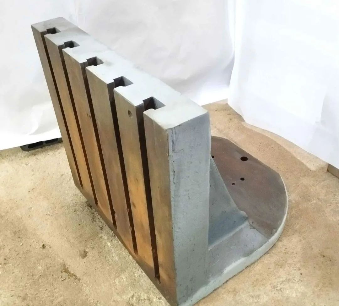 Esquadro para fresadora altura 60cm x largura 99cm X 59cm profundidade 