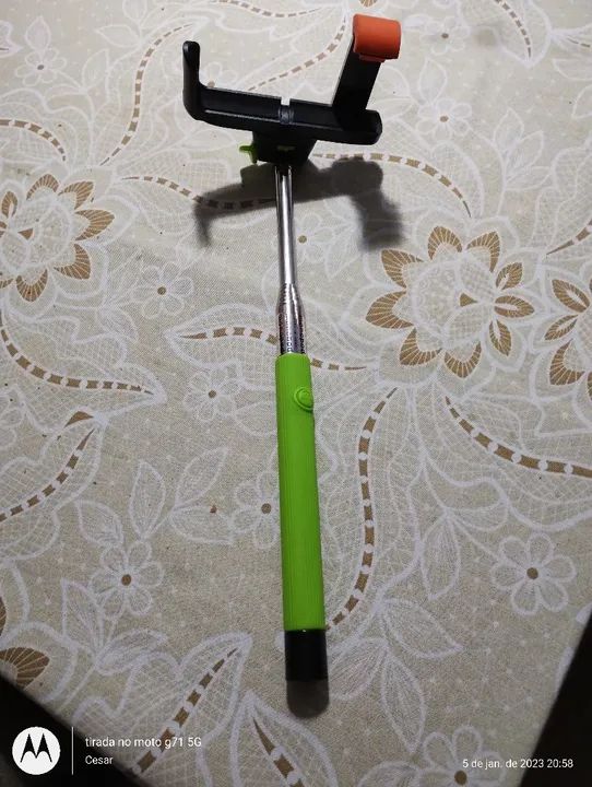 Selfie Stick Extensível para Celular - Novo!