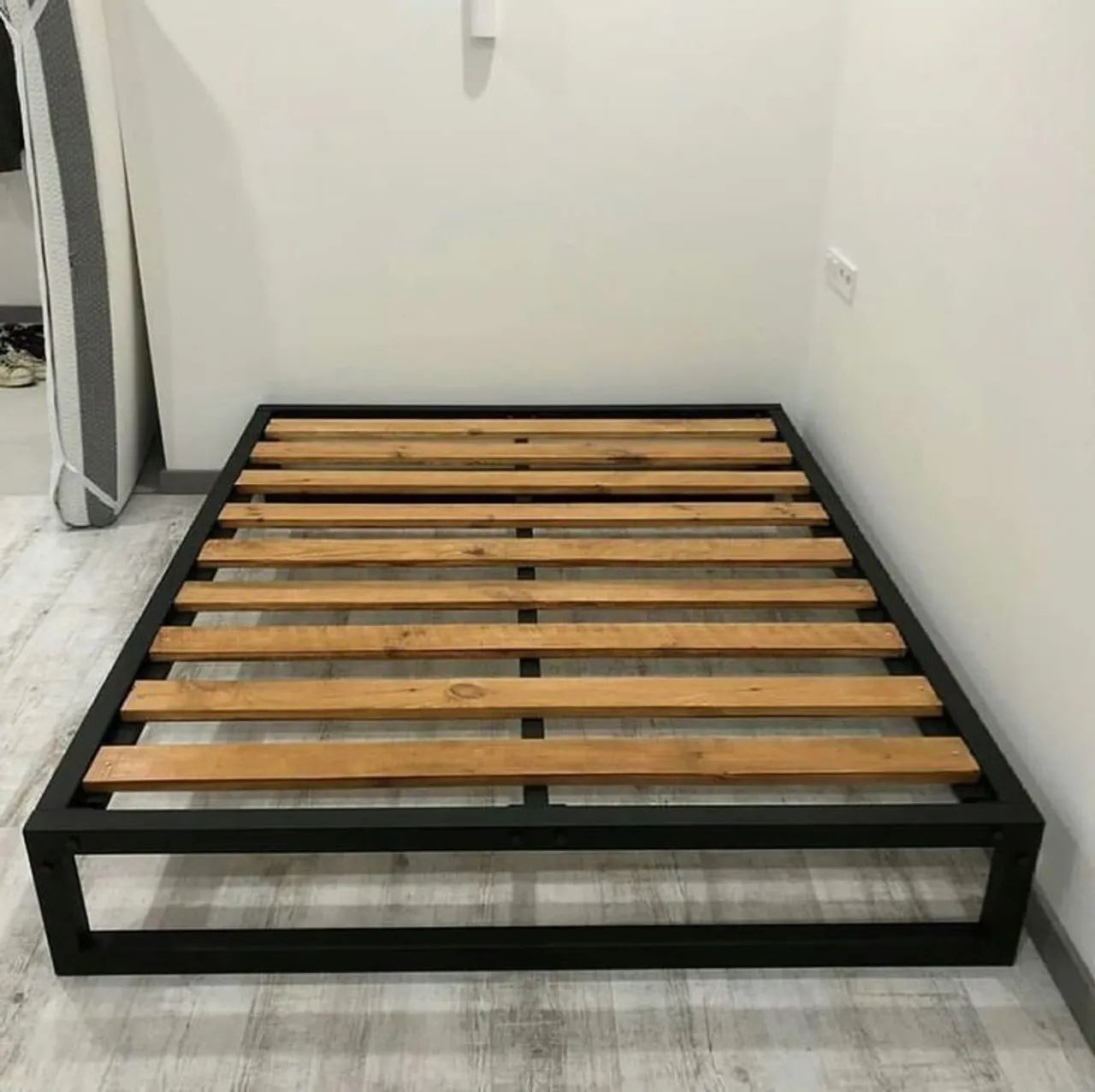 Cama Box de Metal com Estrutura Resistente - Foto 2