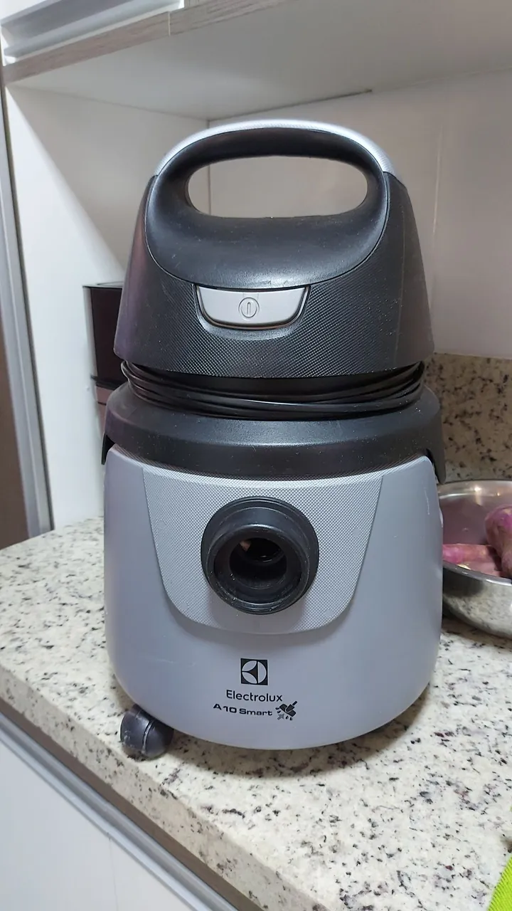 Aspirador de Pó Electrolux A10 Smart