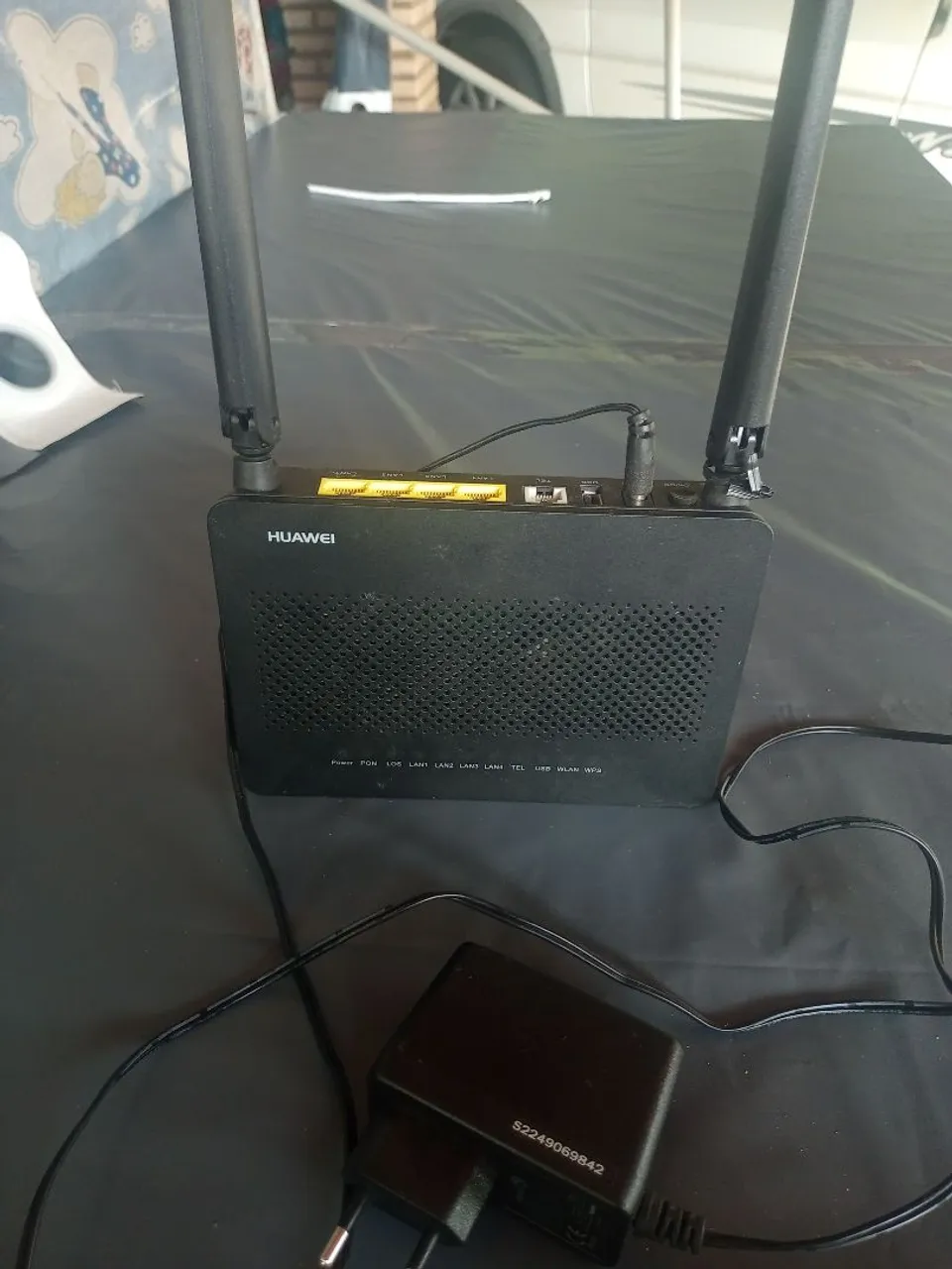 Roteador Huawei com Antenas - Conectividade de Qualidade