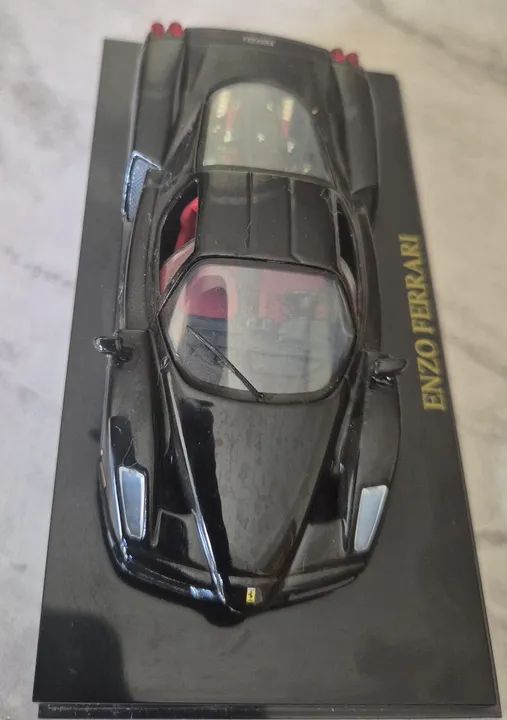 Miniatura Ferrari Enzo 1:43 da coleção Eagle Mossa - Foto 2