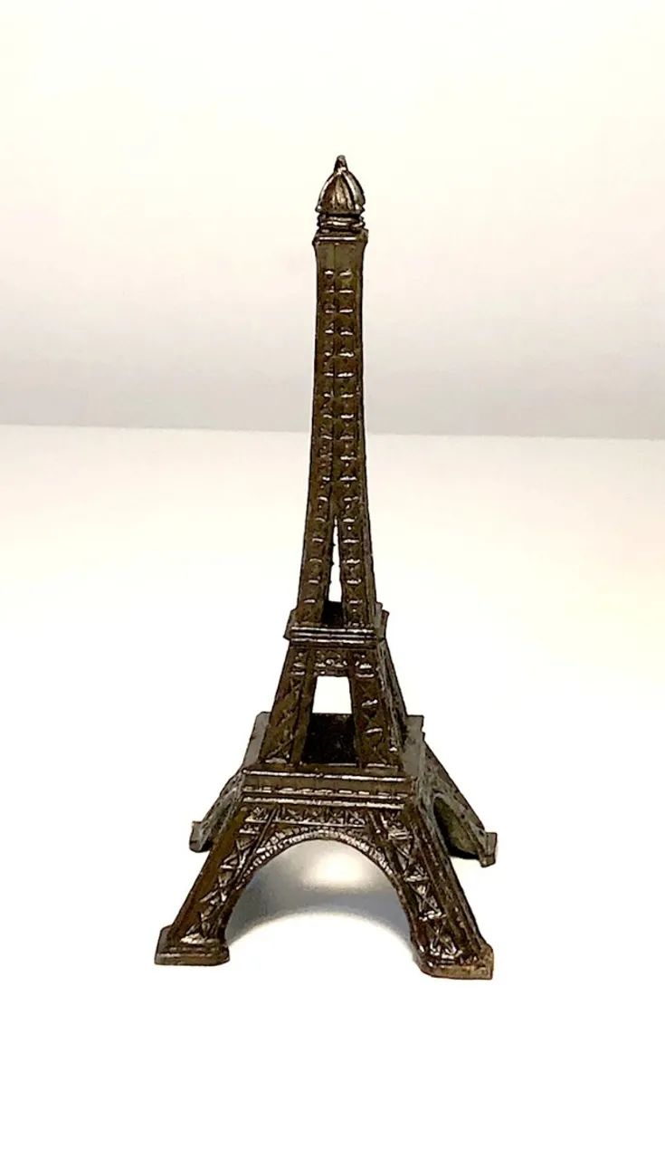 Torre Eiffel em miniatura