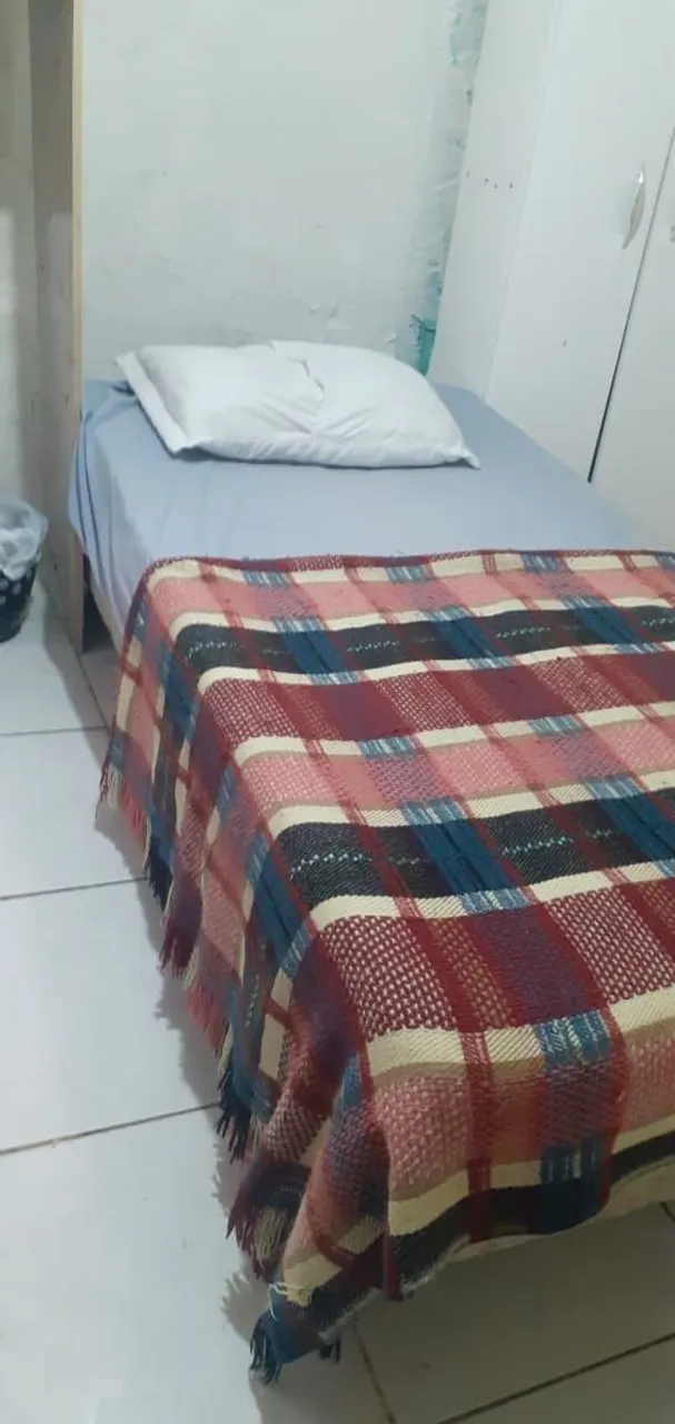 Quarto pra alugar 490