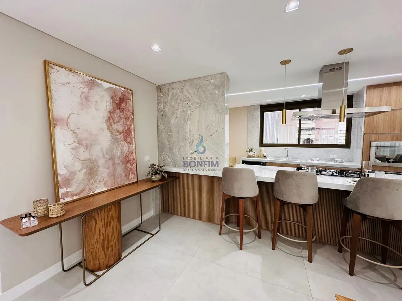 DUPLEX NO AGUA VERDE COM 3 SUÍTES E 4 VAGAS DE GARAGEM - Foto 3
