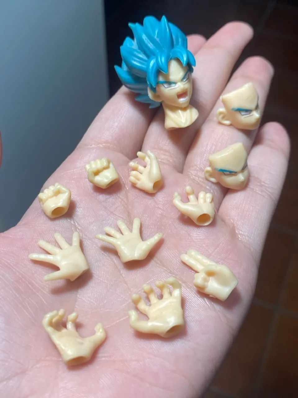 Lote Head e maos Sh figuarts goku ssj blue - Foto 4