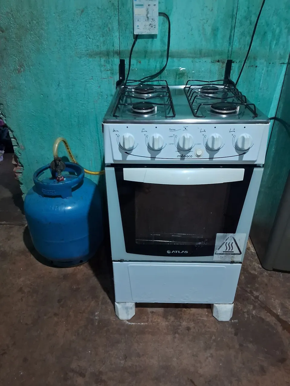 Vendo este Fogão Atlas Mônaco 4 bocas elétrico não troco
