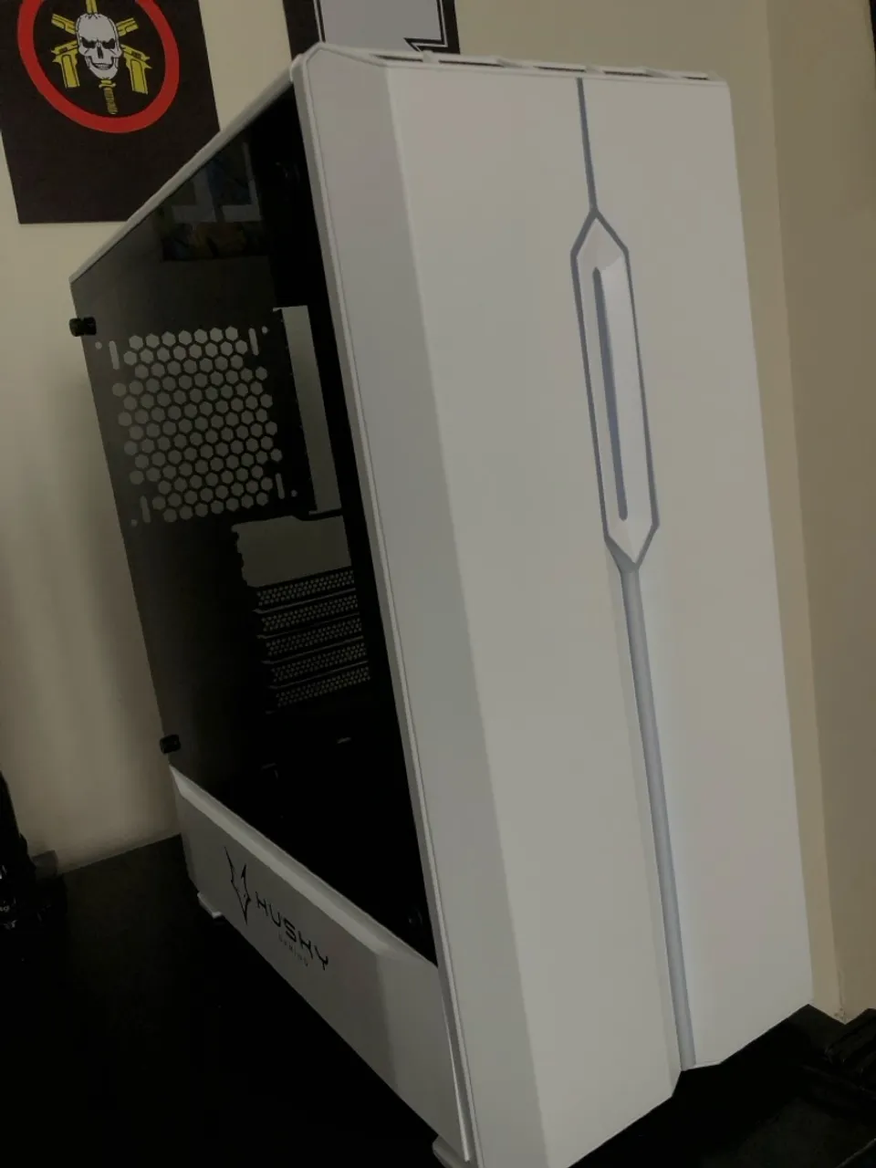 Gabinete Gamer Husky Gaming