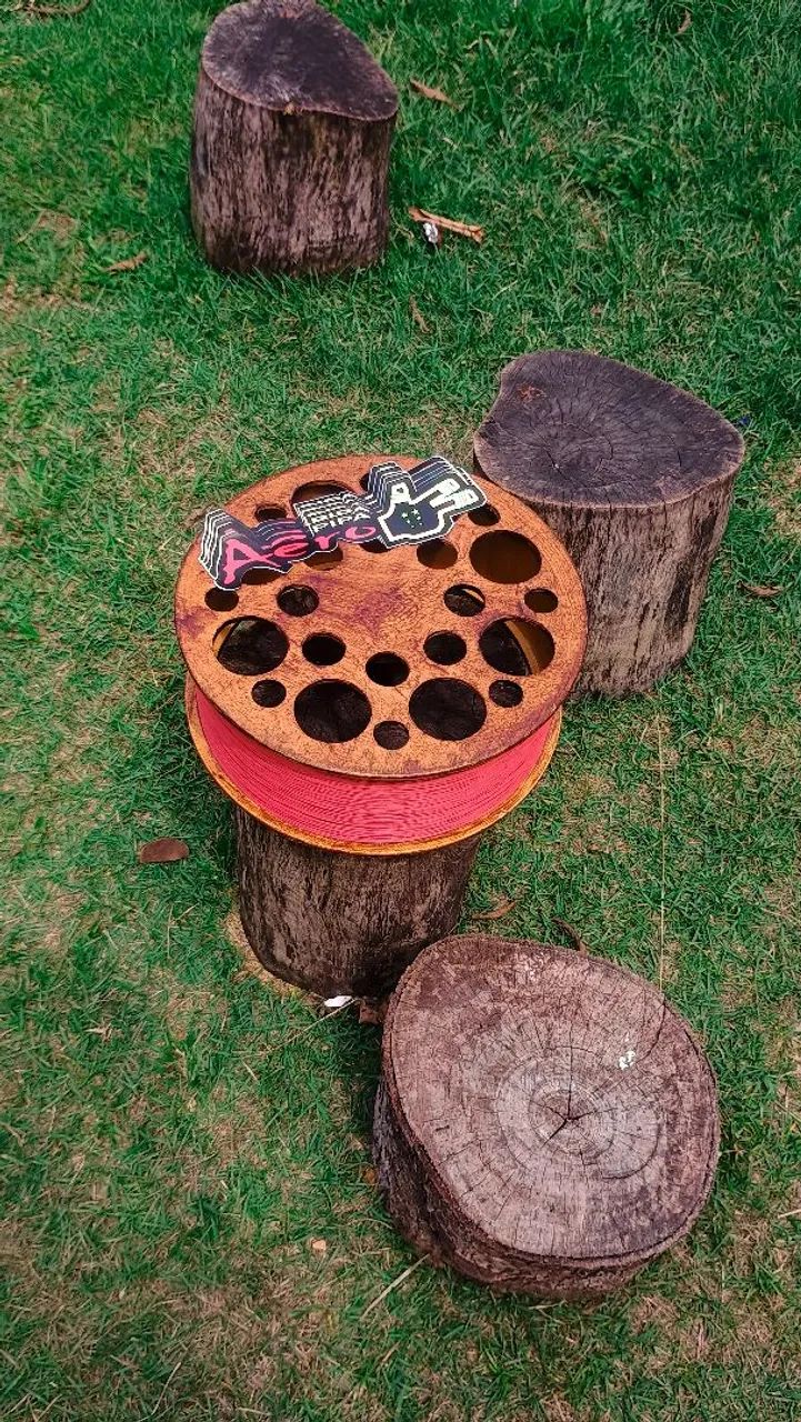 CARRETILHA 14 '5 POLEGADAS - MADEIRA COMPENSADO. - Foto 4