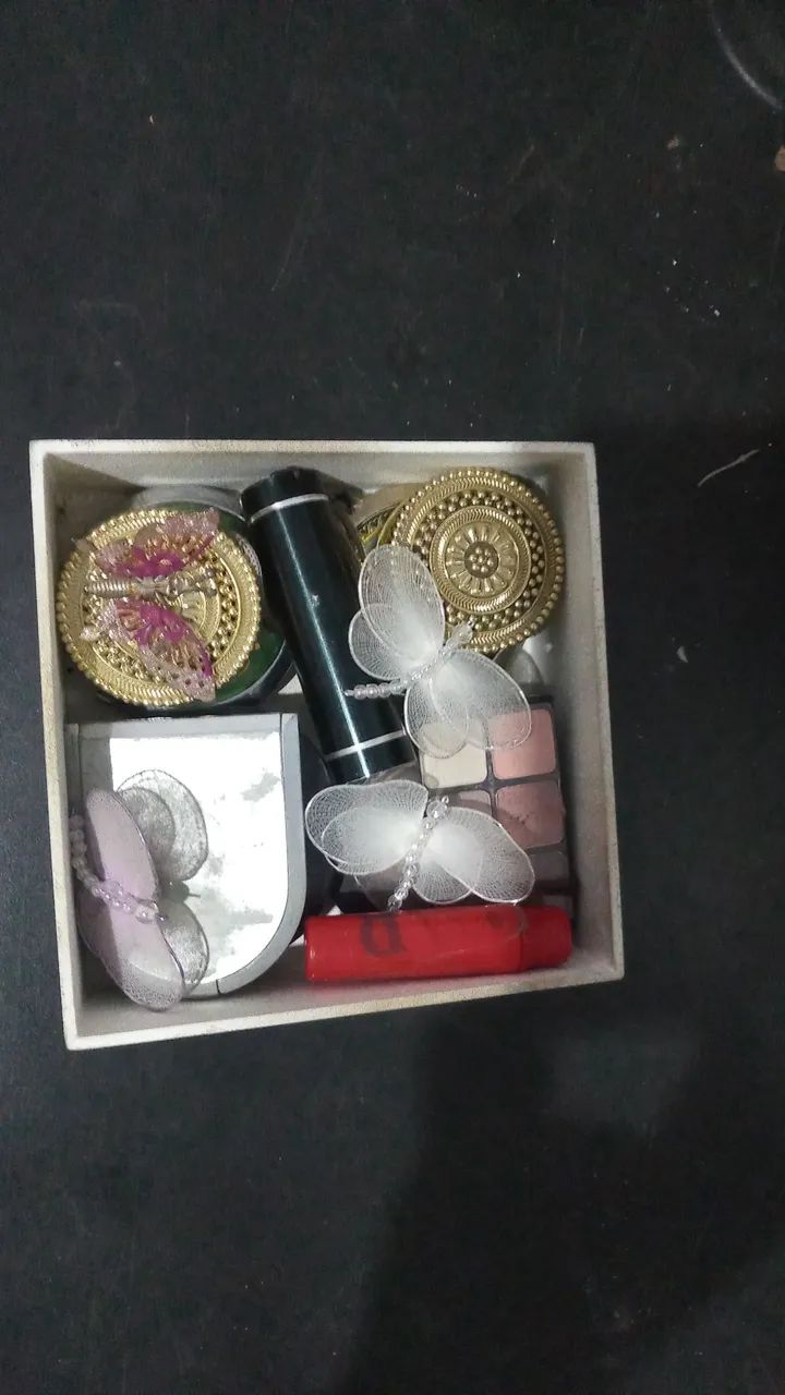 Caixa de Maquiagem Vintage