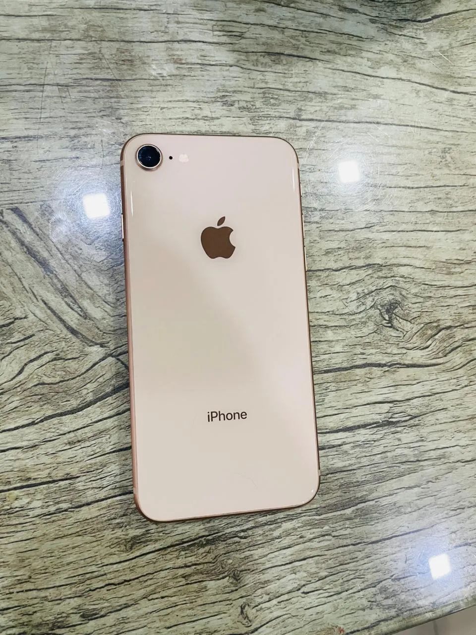 Vendo IPhone 8 Rose 64GB - Celulares e Smartphones - Jardim dos
