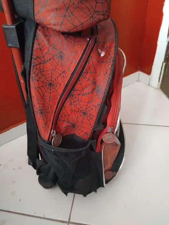Mochila de rodinha Homem Aranha - Foto 2
