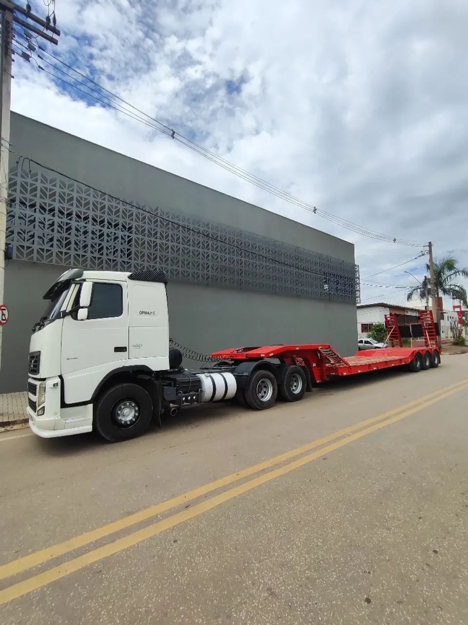 Volvo Fh 460 2013 carreta prancha randon 