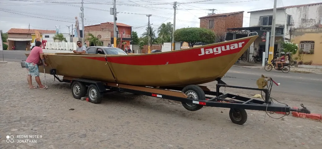 Embarcação + carretinha