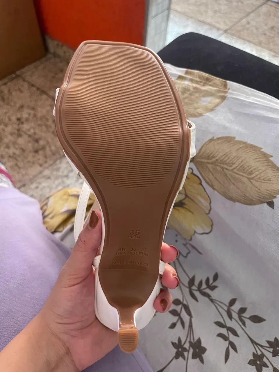 Saltos64314283443202123