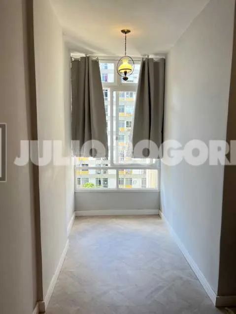 Apartamento : / Residencial / Centro