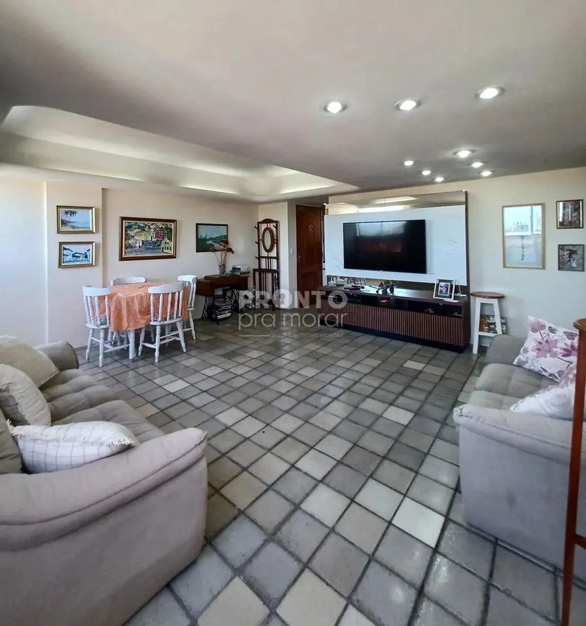 Apartamento Beethoven, unidade 1503, Soledade