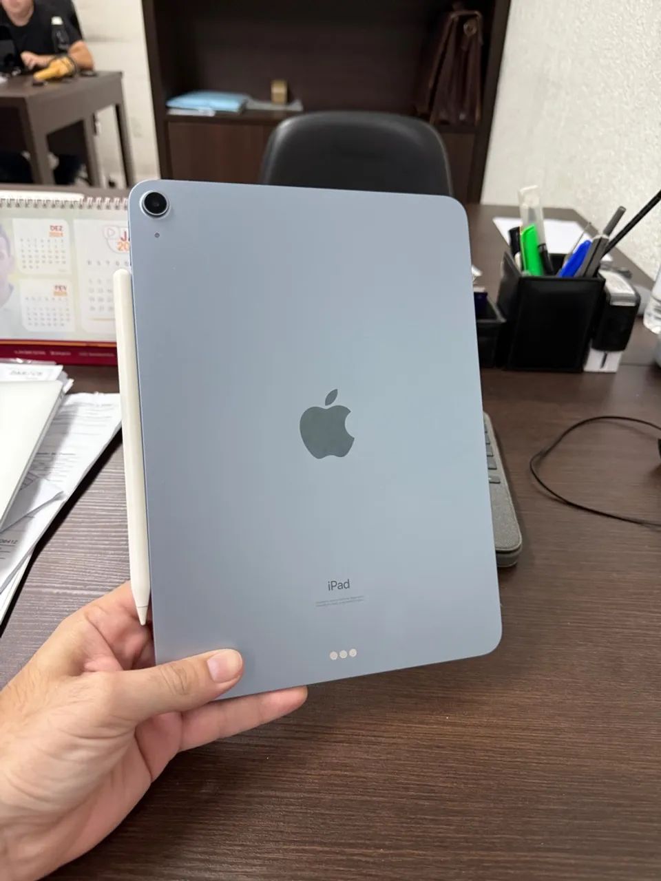 iPad Air 4 geração wi-fi 64gb azul + apple pencil 2 iPad Air 4 geração wi-fi 64gb azul + apple pencil 2