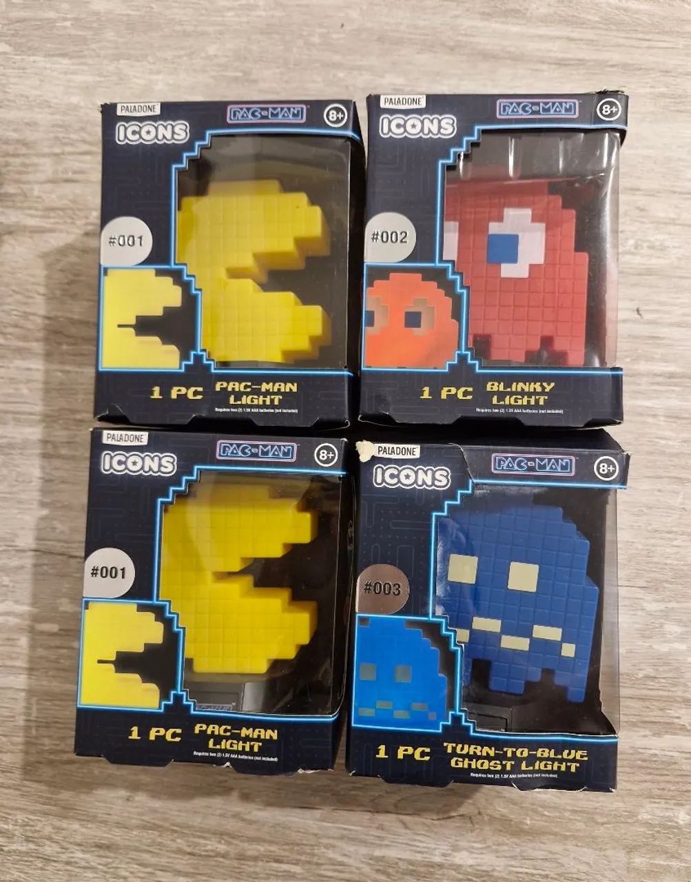 4 Luminárias PAC MAN 