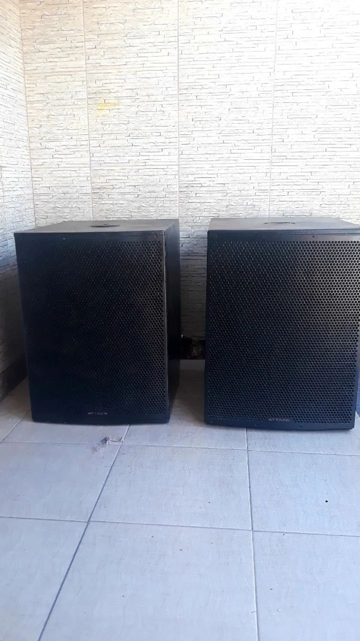 2 caixas  attack ativo e passivo modelo 1000rms 