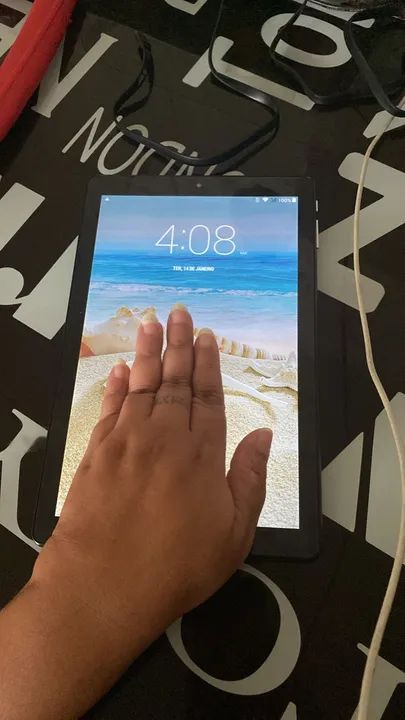 Tablet Tela 10.1 Android Faz e recebe ligação Wi-Fi ou Chip Cosmos Excelente estado 