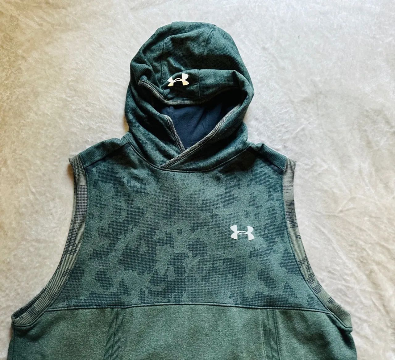 Colete com capuz Under Armour Original. Verde Camuflado Original  - Foto 2