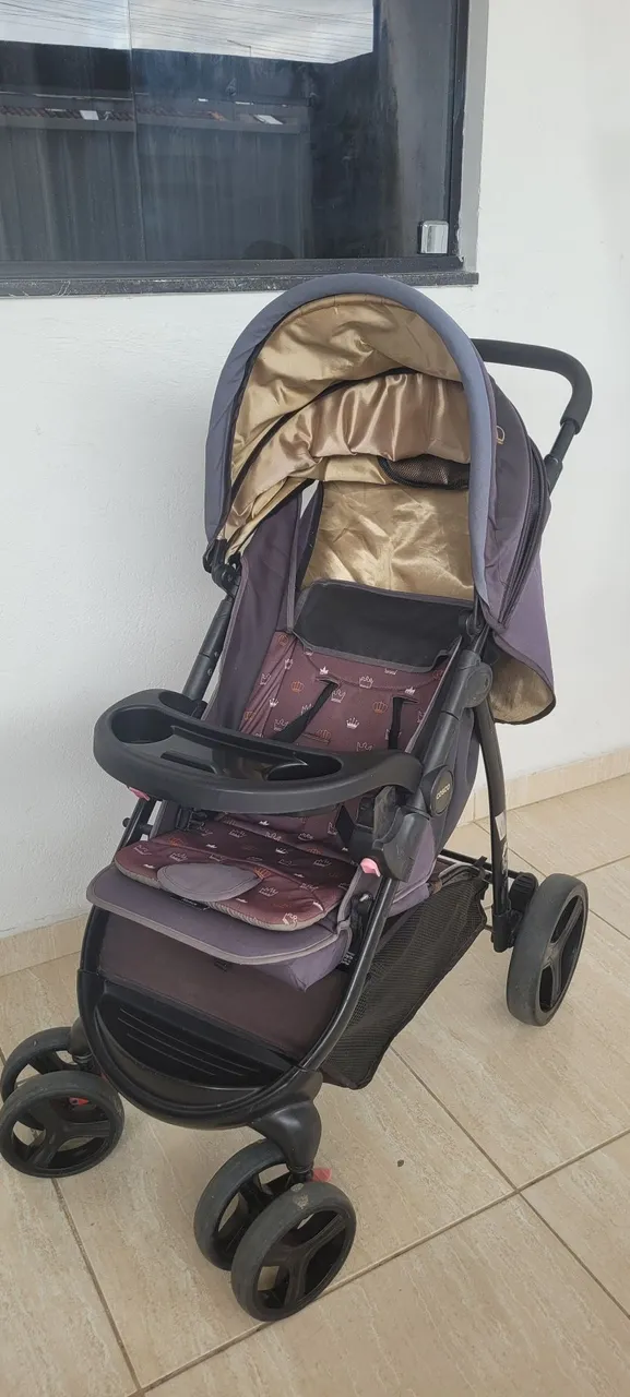 Carrinho de Bebê Confortável e Seguro + bebê conforto acoplável (Cosco Nexus)